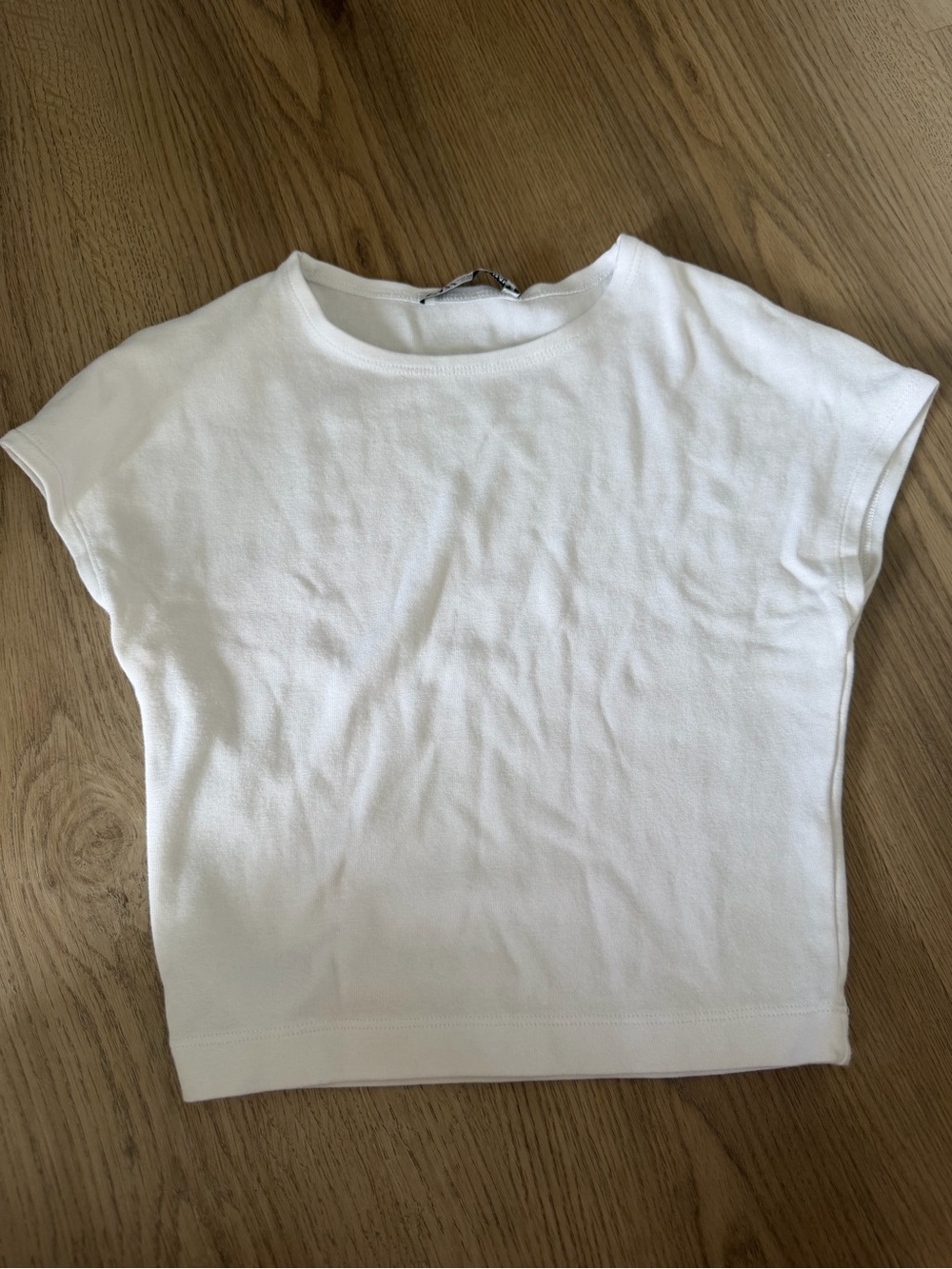 Zara- Cropped Classic White Knit Short Sleeve Top